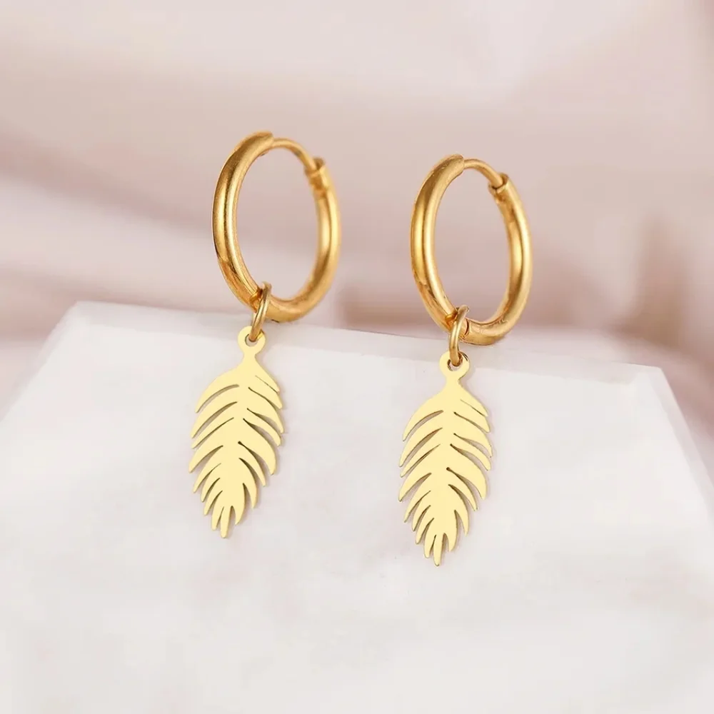 Vintage Wheat Leaves Earrings - Picture 3 of 6